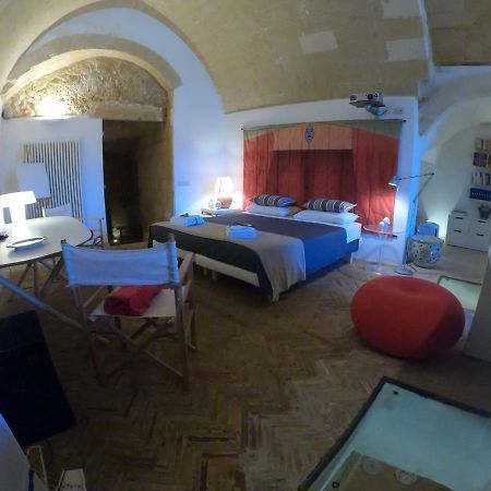 Gli Ipogei Nel Cuore Di Matera Villa Exterior photo