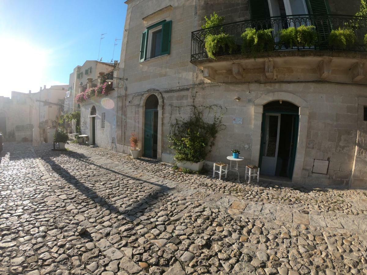 Gli Ipogei Nel Cuore Di Matera Villa Exterior photo