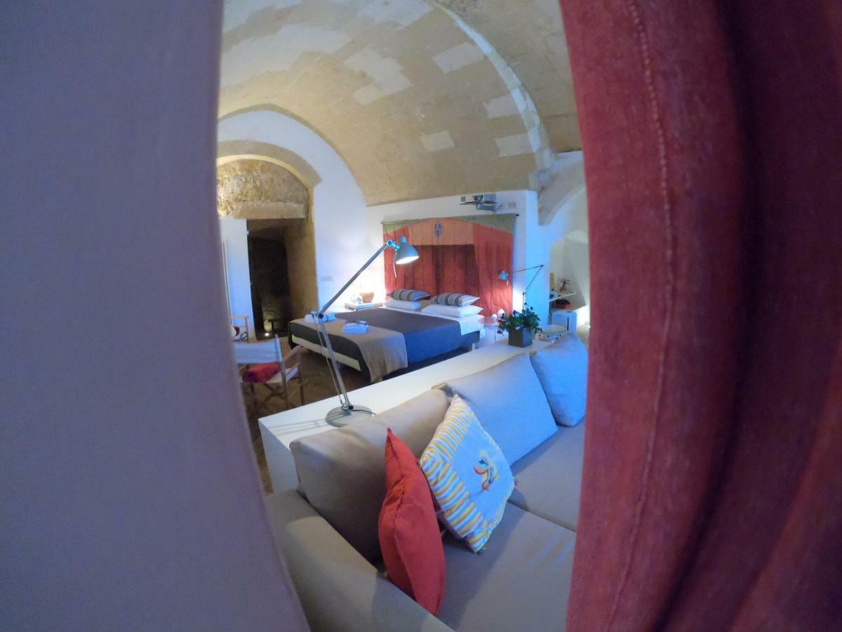 Gli Ipogei Nel Cuore Di Matera Villa Exterior photo