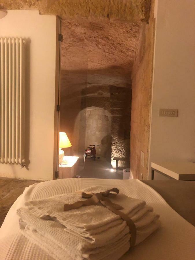 Gli Ipogei Nel Cuore Di Matera Villa Exterior photo