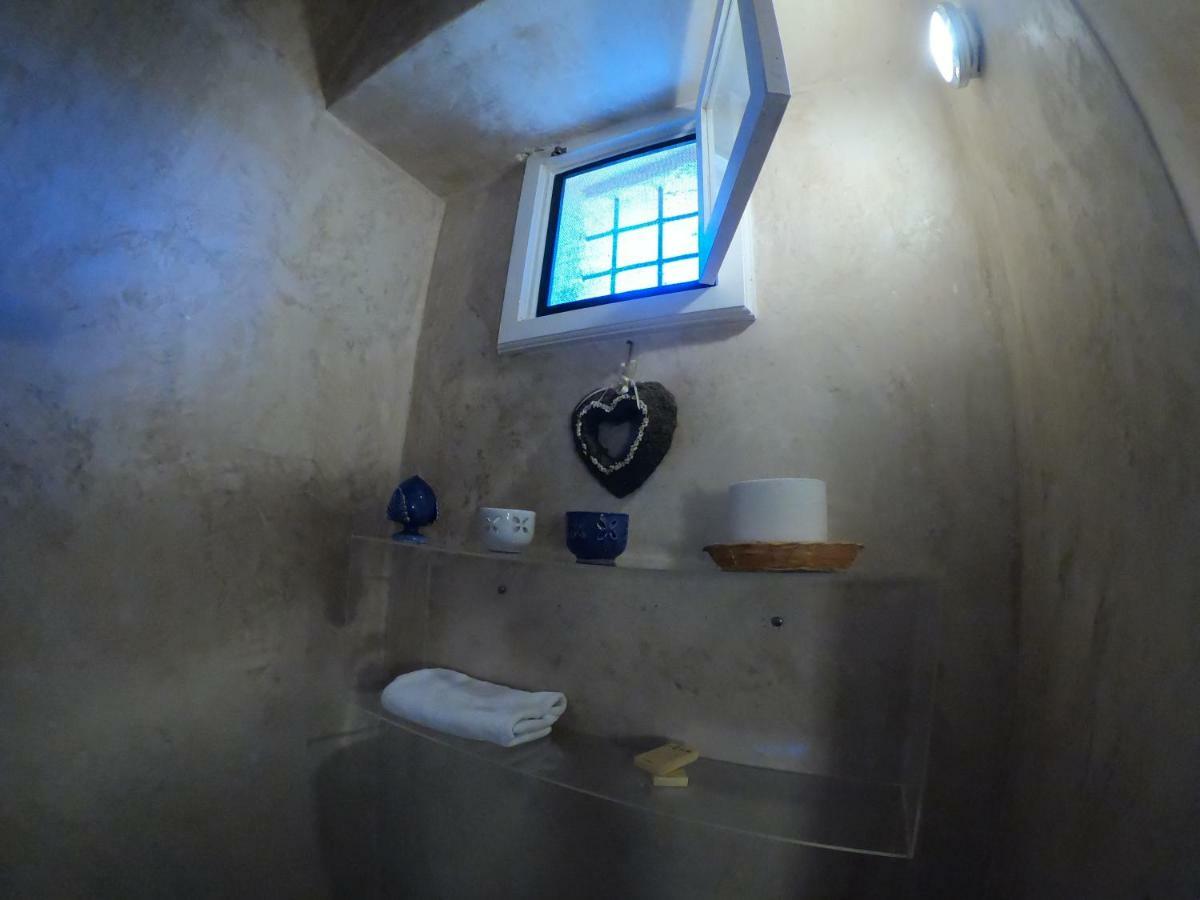 Gli Ipogei Nel Cuore Di Matera Villa Exterior photo
