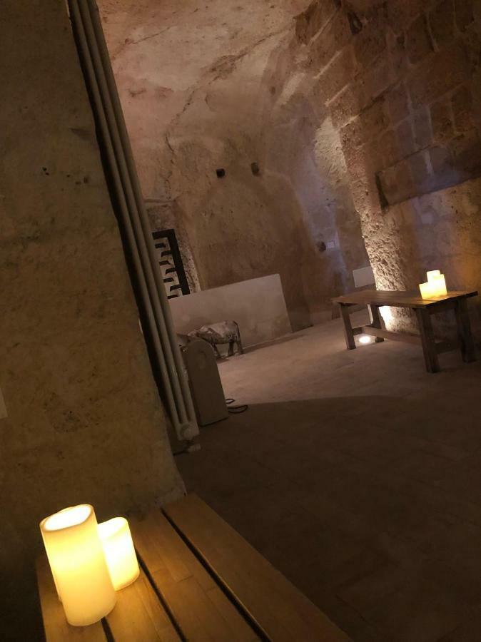 Gli Ipogei Nel Cuore Di Matera Villa Exterior photo